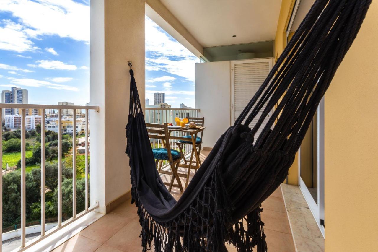 Chill W Pool - Da Rocha Apartment *